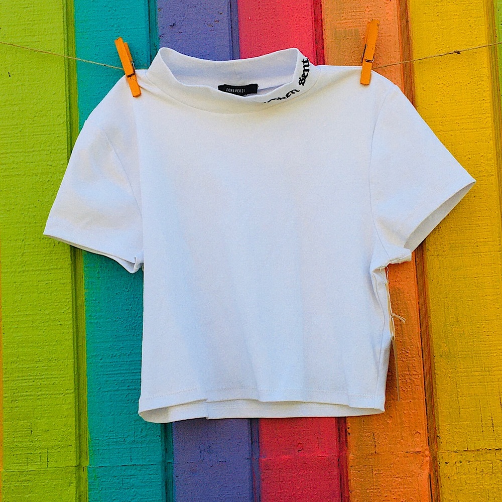 NWT FOREVER 21 CROP TOP